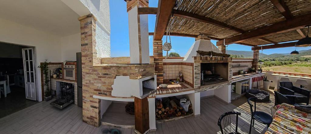 Mari & Monti Bed and Breakfast Giba Buitenkant foto